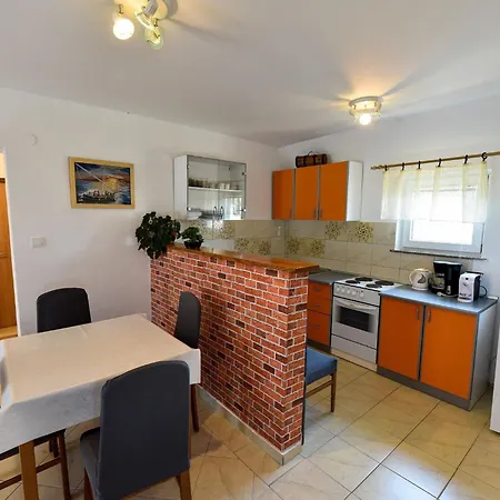 Radicevic By Interhome * Vir